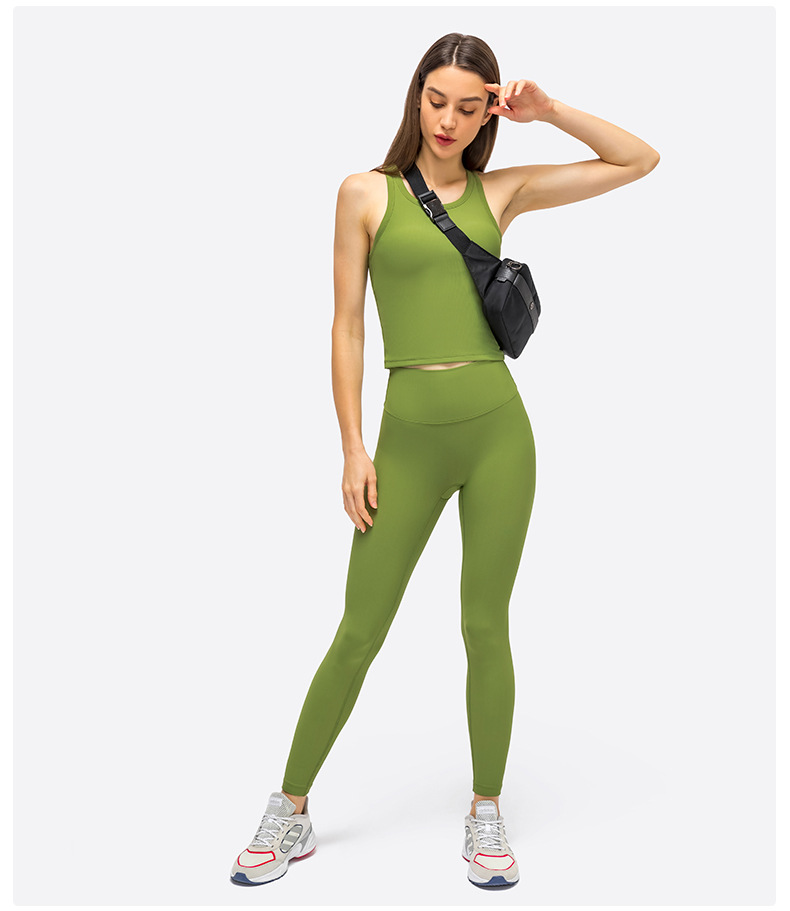 DT119 racer back padded vest (26)