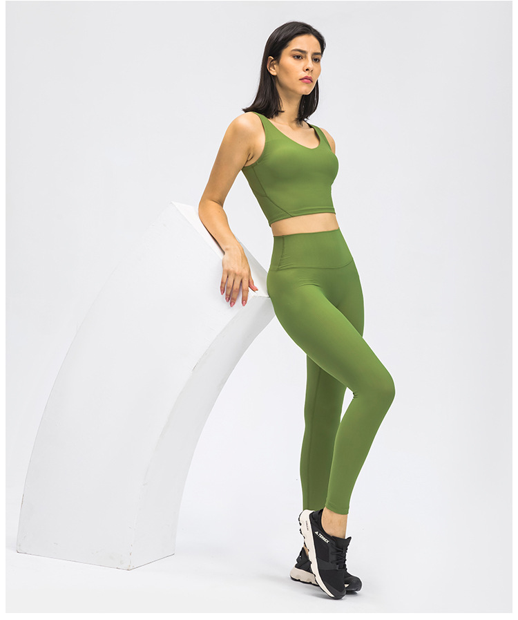 DW118 V neck padded vest (13)